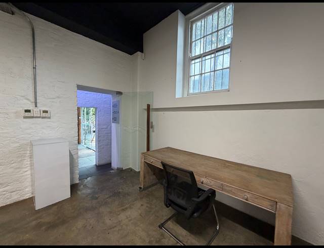 177M² BUILDING TO LET IN CAPE TOWN CITY CENTRE